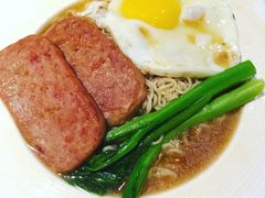 午餐肉煎蛋出前一丁-大咀港式茶餐厅(海岸城店)
