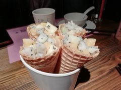 甜筒水果色拉-胡桃里音乐酒馆(环亚凯瑟琳广场店)