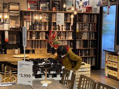 -宜家家居(四元桥商场店)