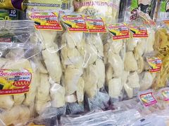 -瓦洛洛传统市场