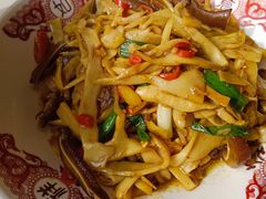 -李大嘴·湖北烧菜馆(汉阳总店)