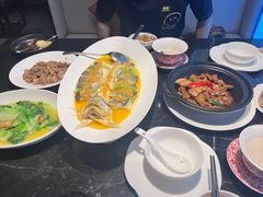 -银泰中心