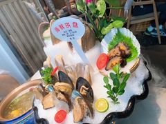 海鲜拼盘-享月汤皇·海鲜小火锅·聚会(曲江创意谷店)