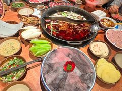 -周小明火锅(黑金冠社区店)