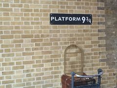 -九又四分之三站台