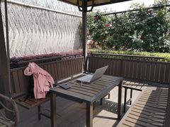 -漕河泾街道图书馆(漕河泾社区文化活动中心店)