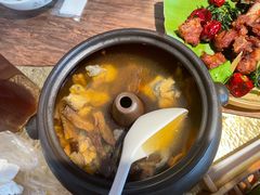 -菌自由丨野生菌火锅特色庭院餐厅(丽江古城店)