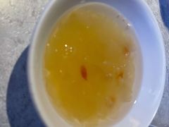 银耳汤-鲜潭蒸汽石锅鱼(五道口购物中心店)