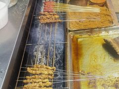 -老街烧烤大排档·地道湖北菜·龙虾馆(汉口火车站店)