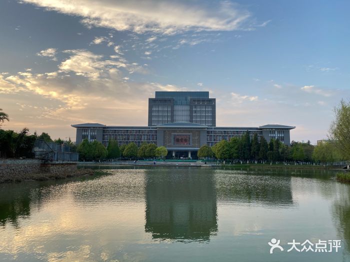 云南师范大学(呈贡校区)图片