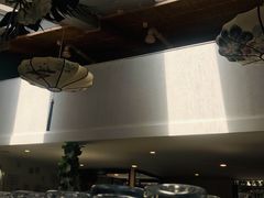 -毛辣果·贵州红酸汤牛肉火锅(西单店)