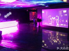 -V-SHOW KTV(济南概念店)