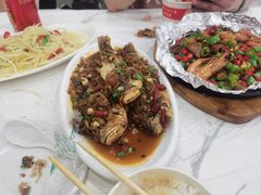 -江城燕子大排档(江汉路步行街店)