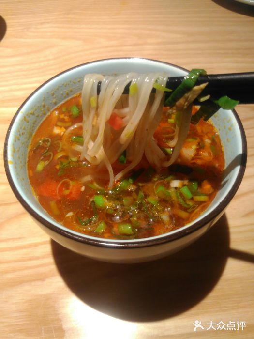 齐月岐山面(大都荟店)一口香臊子面图片