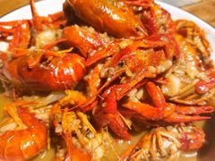 -虾弄弄海派小龙虾·牛羊蝎子火锅