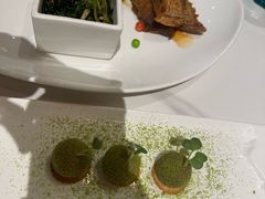 本帮熏鲳鱼-荟廷·晶萃(陆家嘴尚悦湾店)