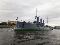 -阿芙乐尔号巡洋舰