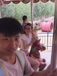 -窦王岭景区游乐场