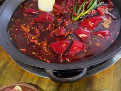 -黄潇洒老火锅(九眼桥宏济巷店)