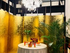 -黛遇·黛瓦宴花园餐厅