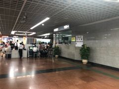 -公园前(地铁站)