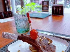 碳烤法切羊排配烤有机番茄-帕歌西班牙餐厅paco tapas