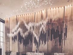 -上海滴水湖皇冠假日酒店