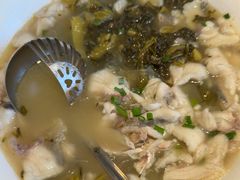 -严记小天府酸菜鱼(西四路店)