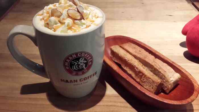 漫咖啡maan coffee(湖滨店)-"周末太热了想找个地方坐坐就转到了这 .