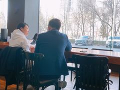 露天位-星巴克臻选(国贸商城首店)