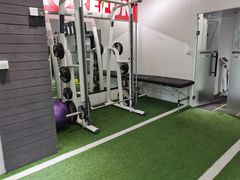 -汗水空间私教健身连锁(SM广场店)