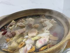 -威邵鸡煲(西华路总店)