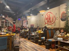 大堂-三个渔夫·蒸汽海鲜(五大道店)