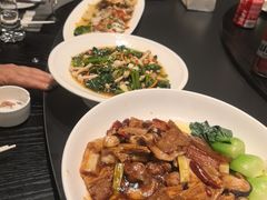 -艳阳天民俗村(公园路店)