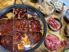 -正南齊北重庆老火锅(光华村直营店)