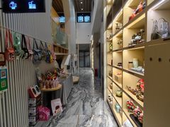 -新华书店(顺峰山公园店)