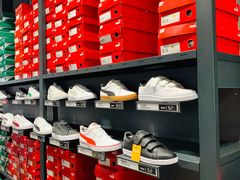 -PUMA品牌自营折扣店(百联奥特莱斯店)