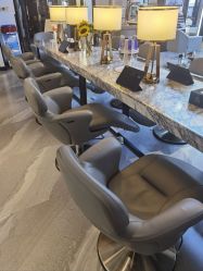 点击看大图 -MONE美发沙龙