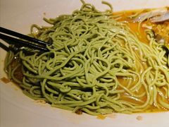 配手工菠菜面-凤凰湘语·湘粤鲜融(浦东旗舰店)