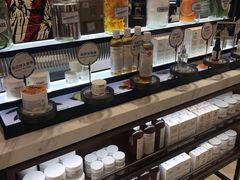 -升恒昌免税商店(桃园国际机场店)