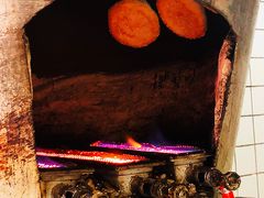 -三兄弟高炉烧饼