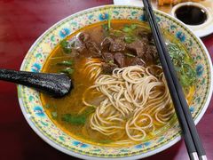 -金杨拉面王小吃面馆·牛三宝面·红烧牛肉粉