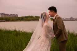 -二十一世纪婚纱摄影(省府前街店)