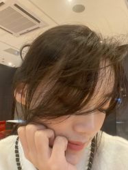-PE SALON