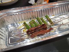 -许哥东北烧烤·铁丳烤串·宫后夹肉(繁花中心店)