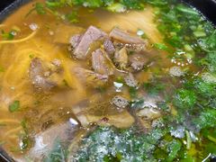 -杨记清芳牛肉拉面(宝龙广场店)