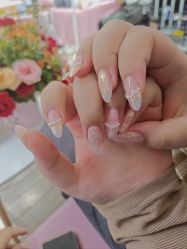 -丽心自助美甲美睫