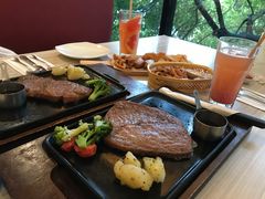 -必胜客(上海新南方商城PH店)