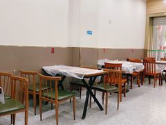 大堂-蓝精灵饺子店