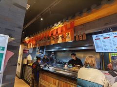 -胖子鱼粉(采霞街店)